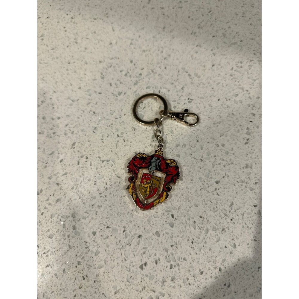 AUTHENTIC Universal Studios Harry Potter Gryffindor Keychain